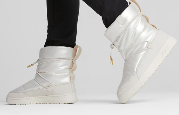 Жіночі черевики білі PUMA Snowbae Wns фото 