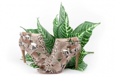 Модная женская обувь сезона весна-лето 2012