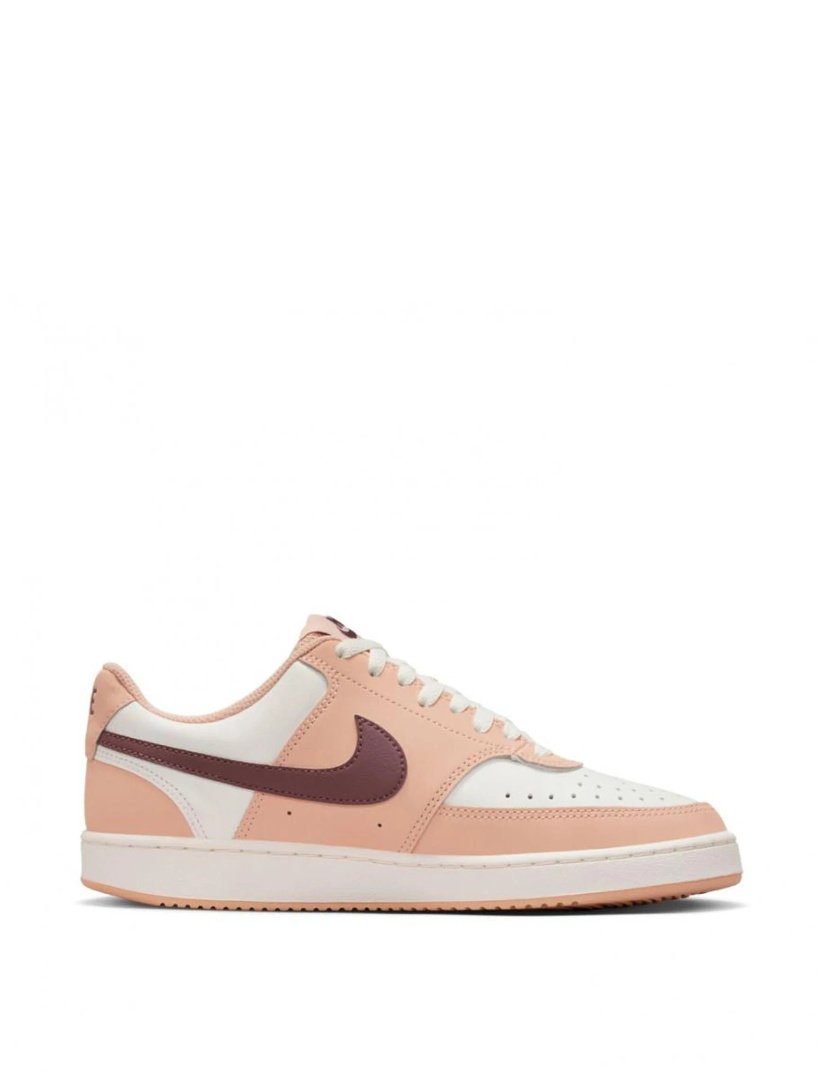 Nike_Female_004.jpg