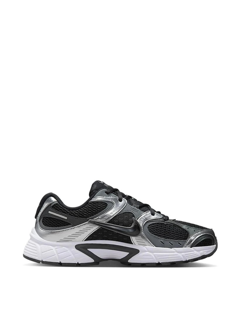 Nike_Male_001.jpg