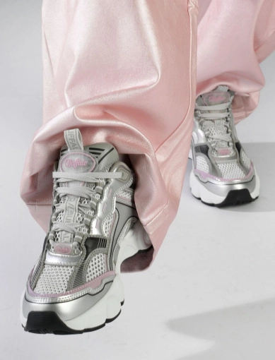 Женские кроссовки Buffalo CLD Run Jog из искусственной кожи серебряного цвета фото 1