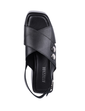 Жіночі босоніжки Attizzare шкіряні чорні - фото 5 - Miraton