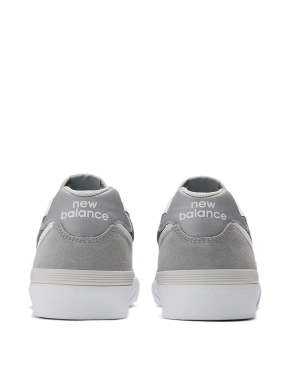 Чоловічі кеди New Balance нубукові сірі - фото 4 - Miraton