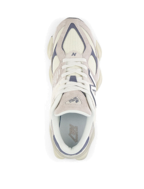 Жіночі кросівки New Balance 9060 замшеві бежеві - фото 4 - Miraton