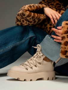 Жіночі шкіряні черевики берці - фото  - Miraton