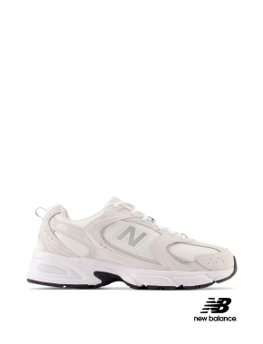 Женские кроссовки New Balance 530 тканевые молочного цвета - фото  - Miraton
