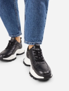 Женские кроссовки черные кожаные - фото  - Miraton
