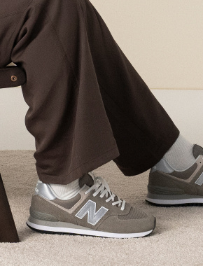 Чоловічі кросівки New Balance 574 замшеві сірі - фото 6 - Miraton
