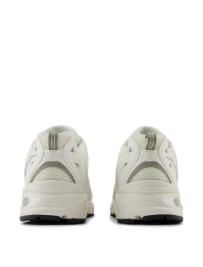Женские кроссовки New Balance 530 тканевые белые - фото 4 - Miraton