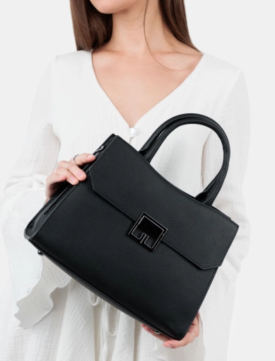 Женская сумка леди лайк MIRATON кожаная черная с декоративной застежкой фото 1