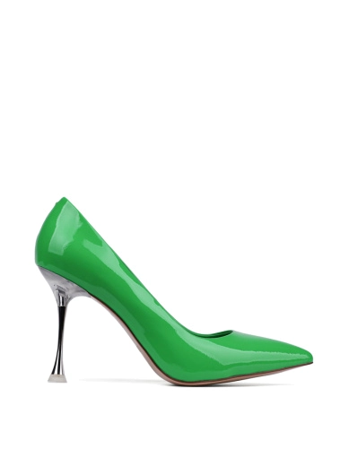 Жіночі туфлі човники MIRATON лакові зелені фото 1