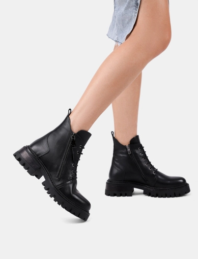 Женские ботинки берцы черные кожаные с подкладкой байка фото 1