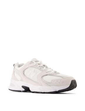 Женские кроссовки New Balance 530 тканевые молочного цвета - фото 2 - Miraton