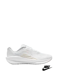 Женские кроссовки раннеры Nike DOWNSHIFTER 13 тканевые белые - фото  - Miraton