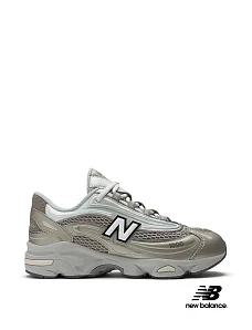 Жіночі кросівки New Balance 1000 з екошкіри золотого кольору - фото  - Miraton