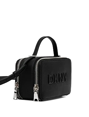 Женская сумка camera bag DKNY из экокожи черная с логотипом - фото 2 - Miraton