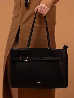 Жіноча сумка тоут DKNY шкіряна чорна з декоративним ременем - фото 6 - Miraton