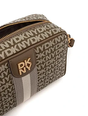 Женская сумка camera bag DKNY кожаная бежевая - фото 5 - Miraton