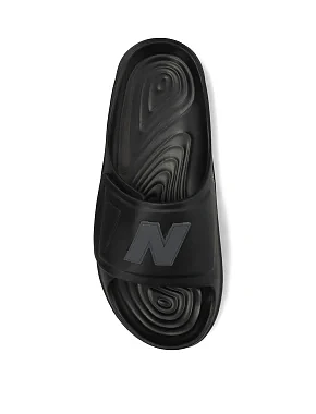 Чоловічі шльопанці New Balance 202XA гумові чорні - фото 4 - Miraton