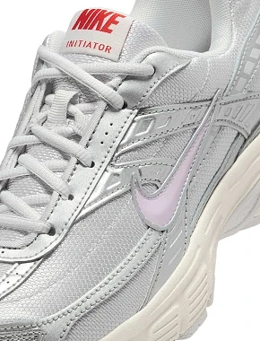Жіночі кросівки Nike Initiator тканинні сірі - фото 7 - Miraton