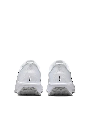 Женские кроссовки Nike QUEST 6 тканевые белые - фото 3 - Miraton