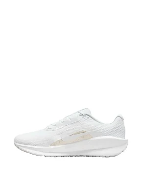 Жіночі кросівки раннери Nike DOWNSHIFTER 13 тканинні білі - фото 2 - Miraton