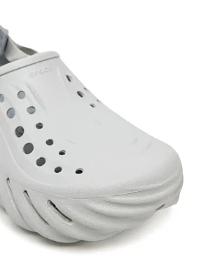 Женские кроксы Crocs резиновые серые - фото 4 - Miraton