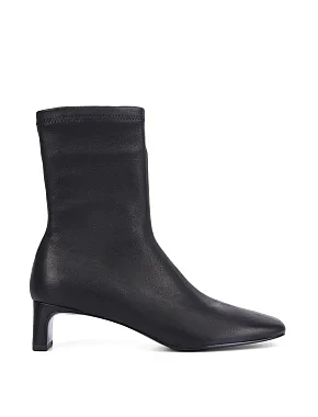 Жіночі черевики MIRATON шкіряні чорні - фото 1 - Miraton