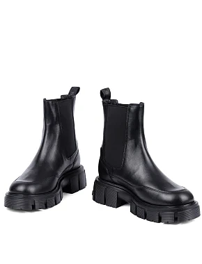 Жіночі черевики Love Moschino шкіряні чорні - фото 2 - Miraton