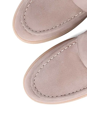 Жіночі черевики лофери Attizzare велюрові бежеві - фото 6 - Miraton