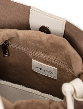 Женская сумка шоппер кожаная молочного цвета - фото 5 - Miraton