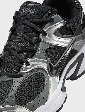 Чоловічі кросівки Nike V5 Rnr текстильні білі - фото 7 - Miraton