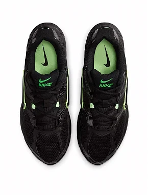 Чоловічі кросівки Nike V5 Rnr текстильні зелені