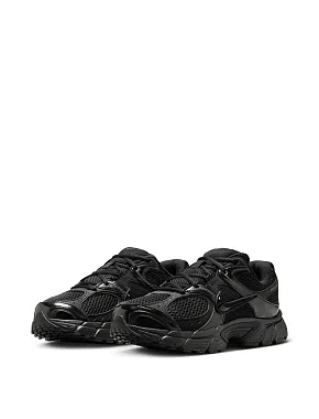 Жіночі кросівки Nike V5 Rnr текстильні чорні - фото 3 - Miraton