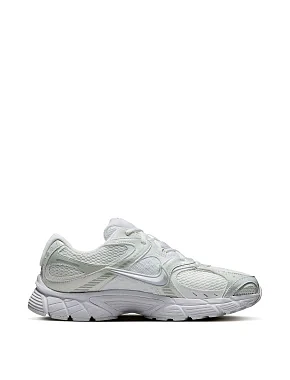 Жіночі кросівки Nike V5 Rnr текстильні білі - фото 1 - Miraton