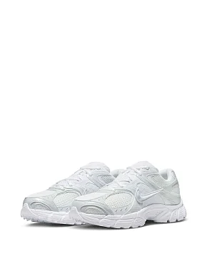 Жіночі кросівки Nike V5 Rnr текстильні білі - фото 3 - Miraton