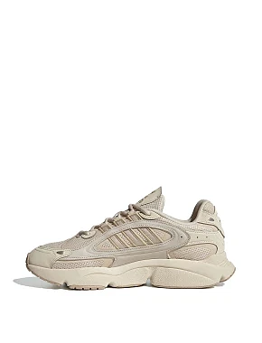 Жіночі кросівки Adidas OZMILLEN шкіряні молочного кольору - фото 5 - Miraton