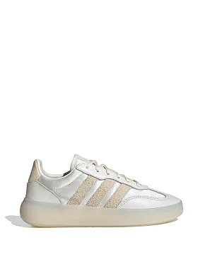Жіночі кеди Adidas Barreda Decode шкіряні молочного кольору - фото 1 - Miraton