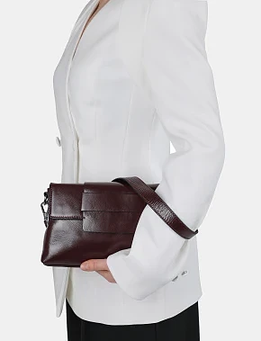 Женская сумка через плечо кожаная бордовая - фото 1 - Miraton
