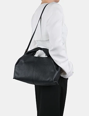 Жіноча сумка шкіряна чорна - фото 1 - Miraton