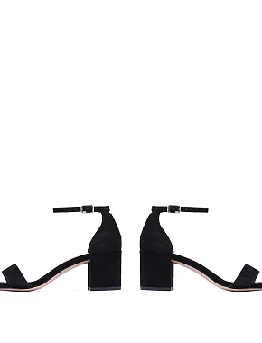 Жіночі босоніжки велюрові чорні - фото 4 - Miraton