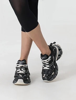 Женские кроссовки из искусственной кожи черные - фото 7 - Miraton