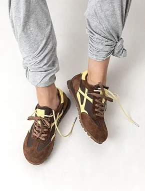 Женские кроссовки велюровые коричневые - фото 6 - Miraton