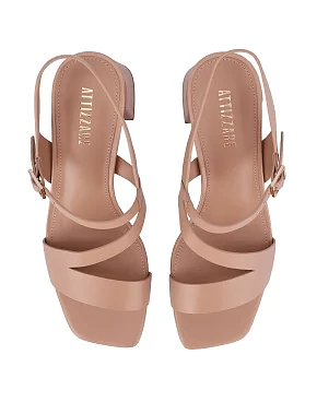 Жіночі босоніжки шкіряні бежеві - фото 1 - Miraton