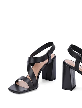 Жіночі босоніжки шкіряні чорні - фото 4 - Miraton