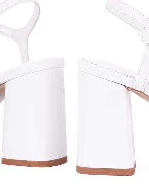 Босоножки Attizzare - фото 4 - Miraton