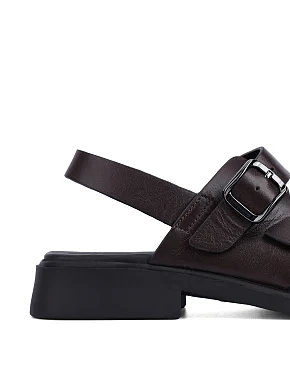 Женские сандалии кожаные коричневые - фото 4 - Miraton