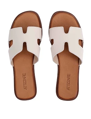 Женские шлепанцы кожаные рисового цвета - фото 1 - Miraton