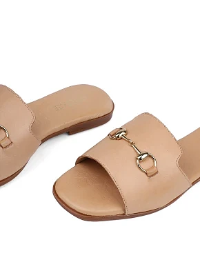 Женские шлепанцы Attizzare кожаные бежевые - фото 4 - Miraton