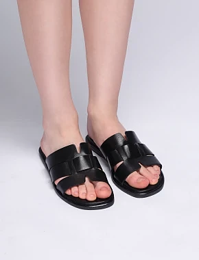 Жіночі шльопанці шкіряні чорні - фото 6 - Miraton